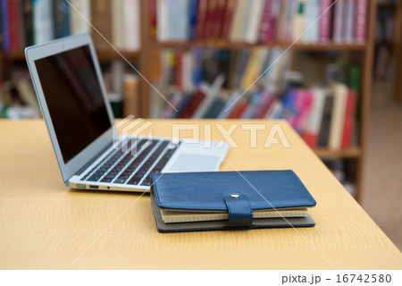 図書館 16742580