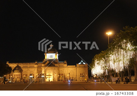 タイの旧国会議事堂（アナンタ・サマーコム宮殿） 16743308