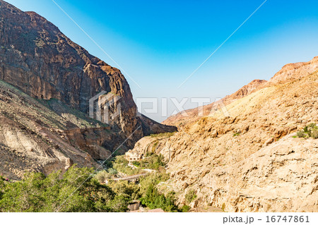 ヨルダンの渓谷(ヨルダン、ハママート・マイン) ヨルダンの渓谷(ヨルダン、ハママート・マイン) 16747861