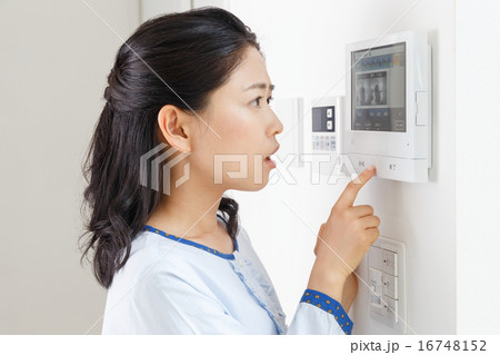 インターフォン 16748152