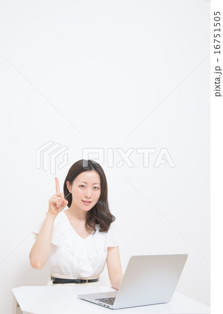 副業 女性 副業 女性 16751505