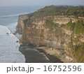 ウルワツ寺院のある岬とインド洋3 16752596