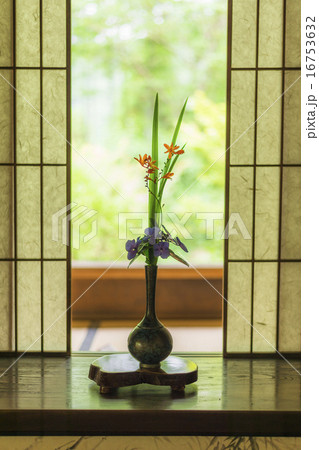 床の間の花　京都　宝泉院  16753632