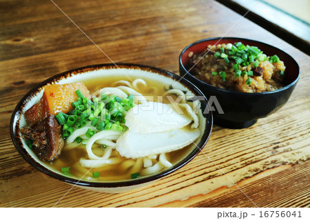 沖縄そばとジューシー 16756041