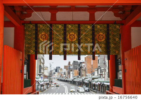 京都　八坂神社　西楼門  16756640