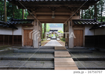 立山寺 16758707
