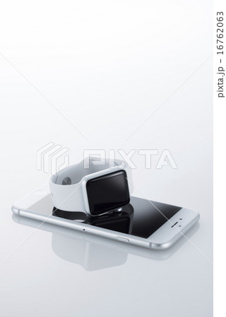 スマートウォッチとスマートフォン スマートウォッチとスマートフォン 16762063