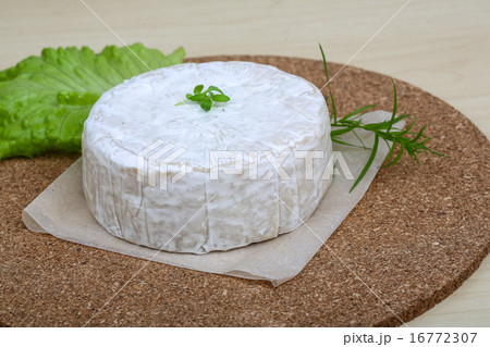 Brie cheese Brie cheese 16772307