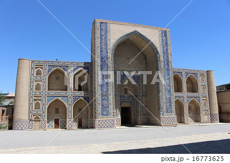 中央アジア最古の神学校　　ブハラ　ウズベキスタン 16773625