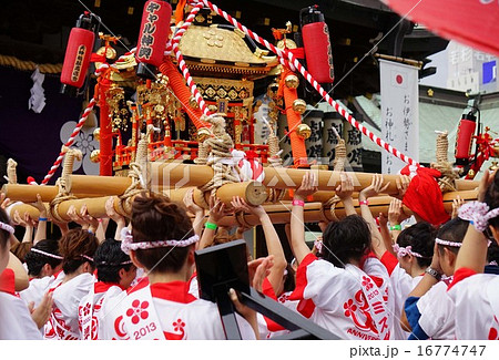 ギャルみこし 16774747