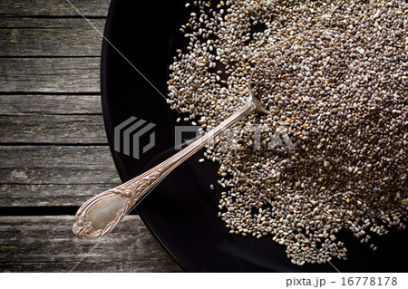 chia seeds in spoon chia seeds in spoon 16778178