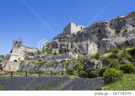 Chateau des Baux Chateau des Baux 16778245