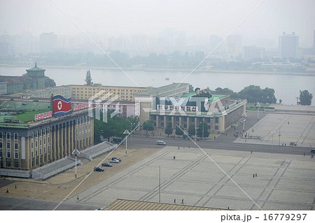 北朝鮮・平壌市街の様子 / City in Pyongyang, North Korea, DPRK 北朝鮮・平壌市街の様子 / City in Pyongyang, North Korea, DPRK 16779297