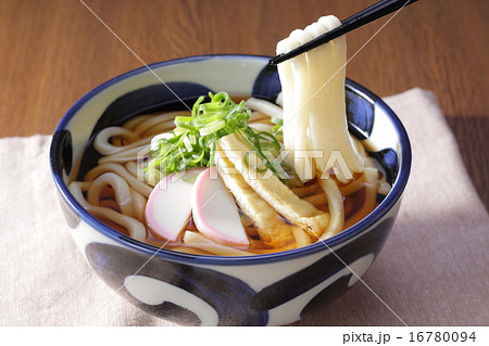 テーブルのかけうどん　箸上げ 16780094