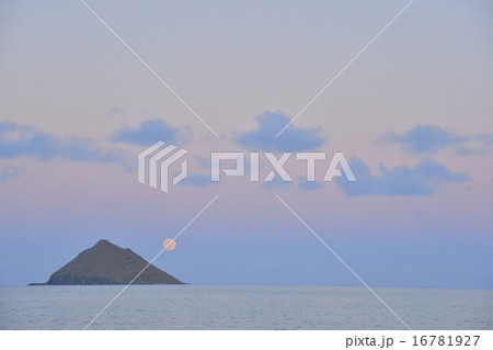 ラニカイの満月 16781927