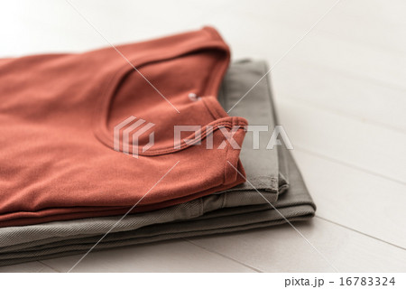 洋服. 16783324