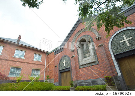 雨のトラピスチヌ修道院 16790928