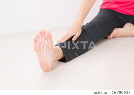 a fine-looking woman 16790955