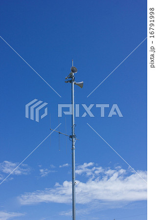 起こるかもしれない東南海沖地震や自然災害に備えて防災無線アンテナスピーカーが設置された 16791998