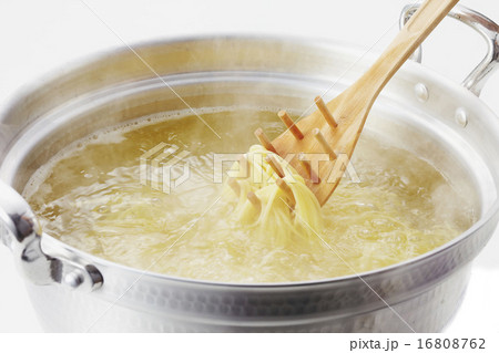 茹で上げパスタ 16808762