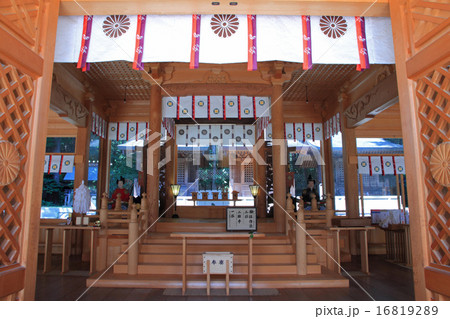 穂高神社・拝殿内部 穂高神社・拝殿内部 16819289