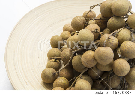 longan Thai tropical fruit herb sweet closeup  16820837
