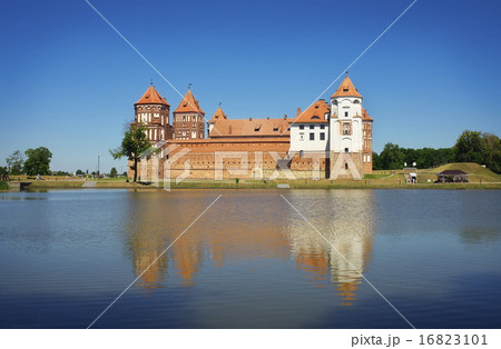 Castle in town Mir of Belarus. Medieval Mir castle 16823101