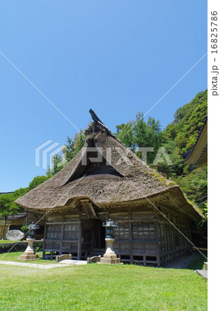 新潟県　糸魚川市能生　能生白山神社　拝殿　江戸時代の建築 16825786
