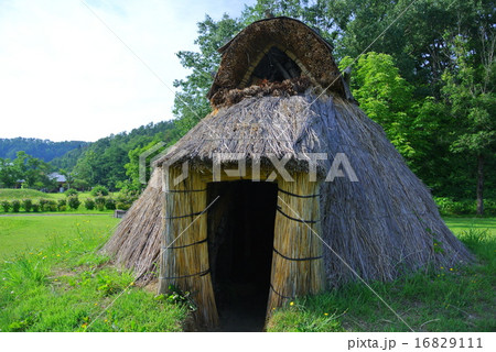 竪穴式住居 竪穴式住居 16829111