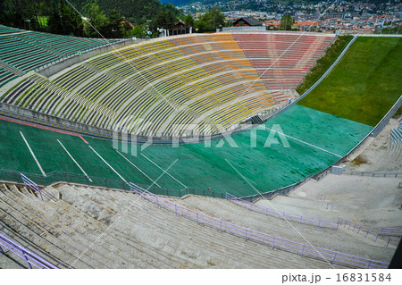 夏、旅、ヨーロッパ、オーストリア、インスブルック 16831584