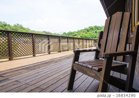 広いウッドデッキバルコニー 広いウッドデッキバルコニー 16834290