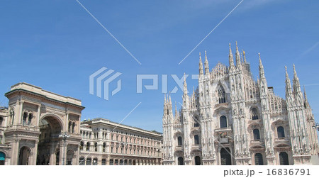 Piazza Duomo, Milan 16836791
