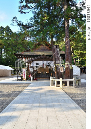 近江国一之宮　建部大社　 16838944