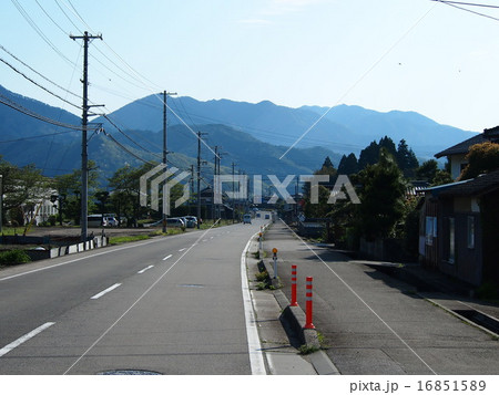 山と道路　2 16851589