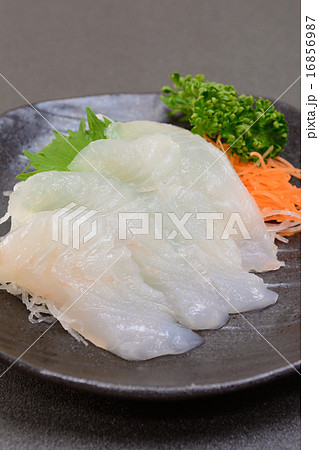 おいしい真子かれいのお造り 16856987