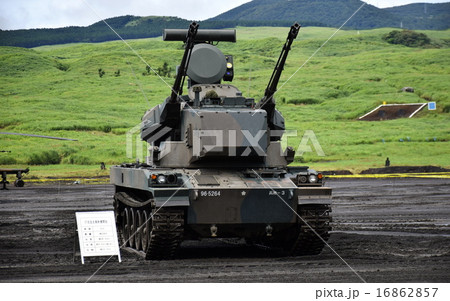 スカイシューター 87AW ( 87式自走高射機関砲 ) 2014年 富士総合火力演習 スカイシューター 87AW ( 87式自走高射機関砲 ) 2014年 富士総合火力演習 16862857