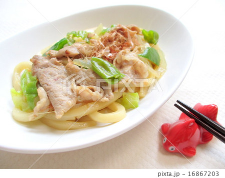 ししとう入りの焼きうどん ししとう入りの焼きうどん 16867203