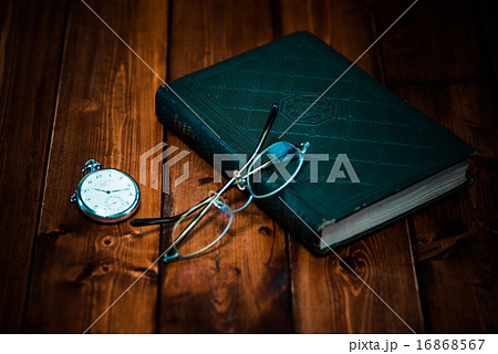 アンティーク 古本 懐中時計 メガネ アンティーク 古本 懐中時計 メガネ 16868567