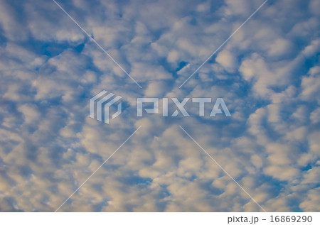 Nice clouds with sunrise light 16869290