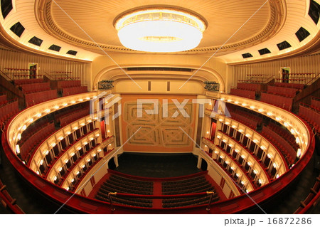ウィーン国立歌劇場の写真素材