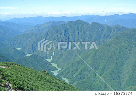 大台ケ原　コブシ嶺からの荒鷲山 16875274