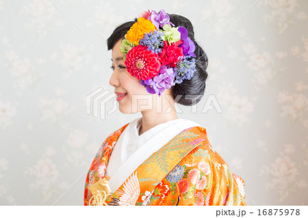 Bride's kimono by "Wasou" 16875978