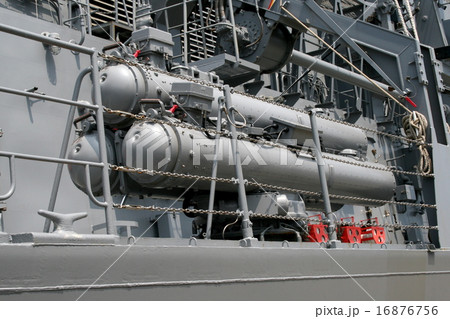 護衛艦「たかなみ」の入港風景 16876756