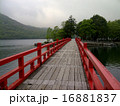 赤い橋 16881837
