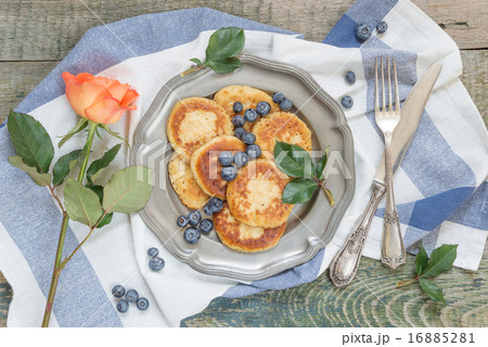 Summer breakfast in a rustic style 16885281