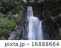 滝の勢い 16888664