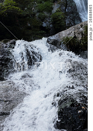 水の流れ 水の流れ 16888665