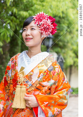 Bride's kimono by "Wasou" 16891987