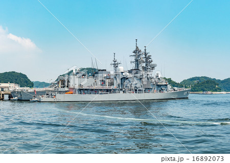 護衛艦やまゆき(神奈川県横須賀市、海上自衛隊横須賀基地) 16892073