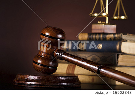 Law and justice concept, wooden gavel Law and justice concept, wooden gavel 16902848